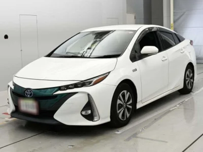 Toyota Prius PHV