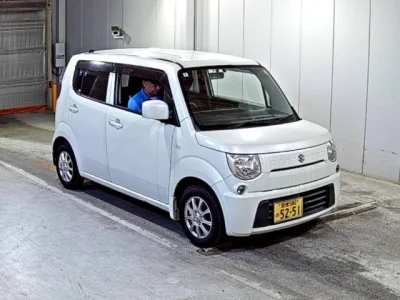 Suzuki MRWAGON