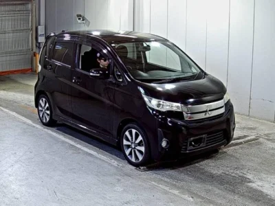 Mitsubishi EK CUSTOM