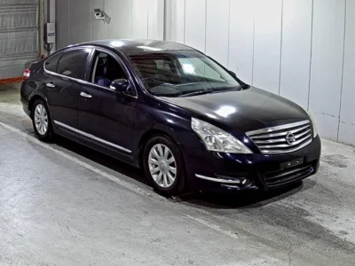 Nissan TEANA