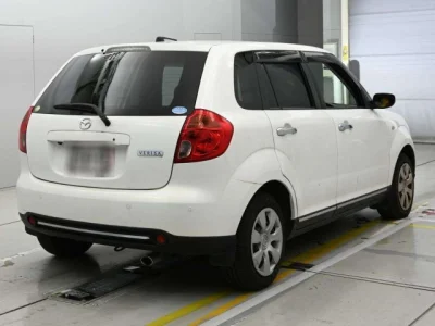 Mazda Verisa