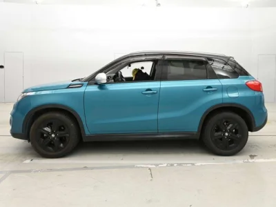 Suzuki Escudo