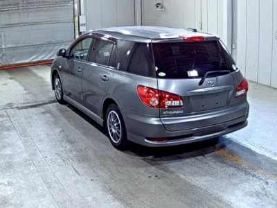 Nissan WINGROAD