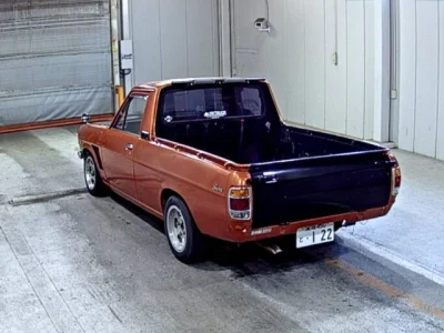 Nissan Sunny Truck