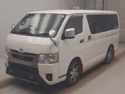 Toyota HiAce Van