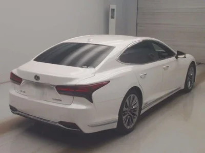 Lexus LS500h