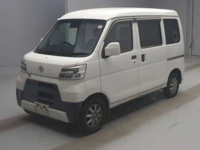 Toyota Pixis Van