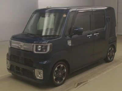 Toyota Pixis Mega