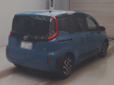Toyota Sienta