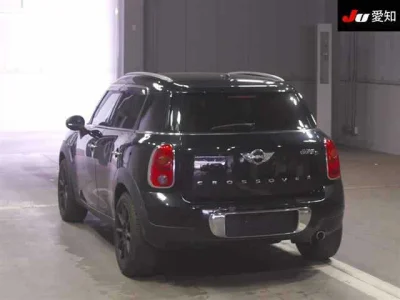 MINI Crossover