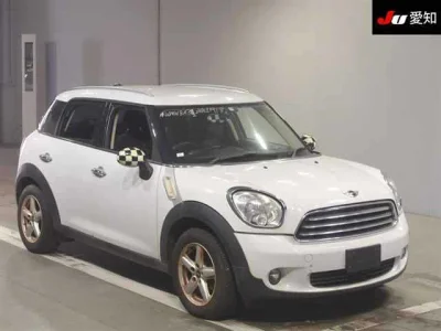 MINI Crossover