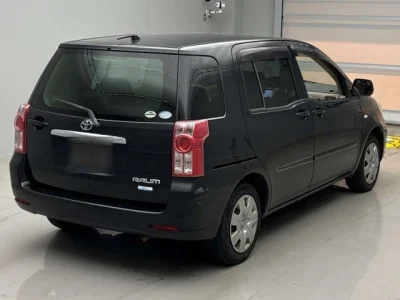 Toyota Raum