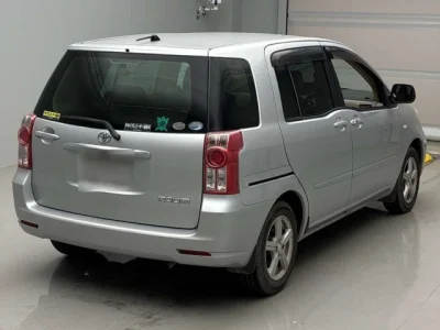Toyota Raum