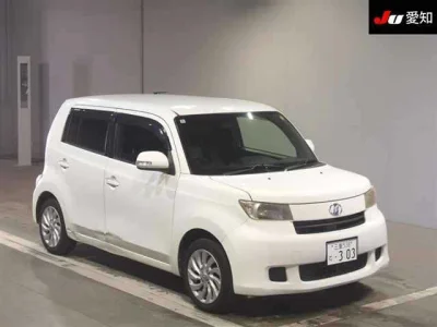 Toyota bB
