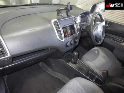 Nissan WINGROAD