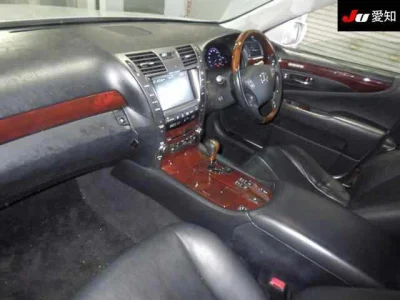Lexus LS460L