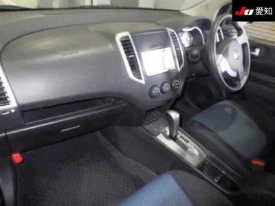 Nissan WINGROAD
