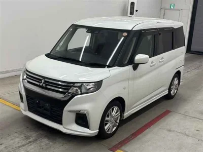 Mitsubishi Delica D:2