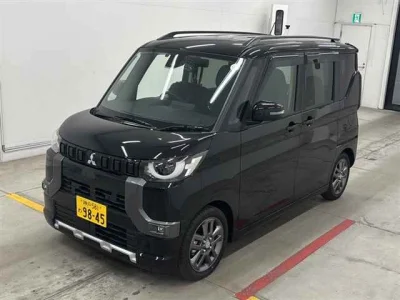 Mitsubishi Delica Mini