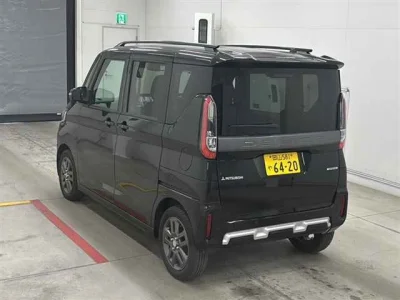 Mitsubishi Delica Mini