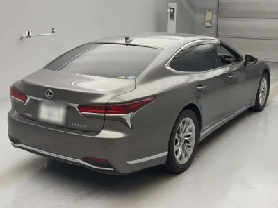 Lexus LS500h