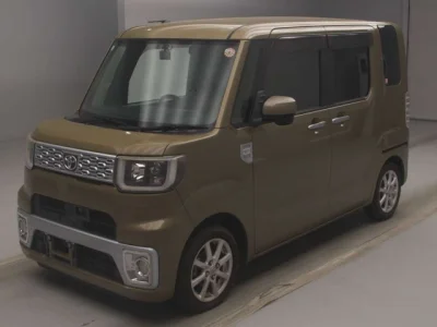Toyota Pixis Mega