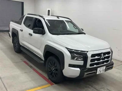 Mitsubishi TRITON