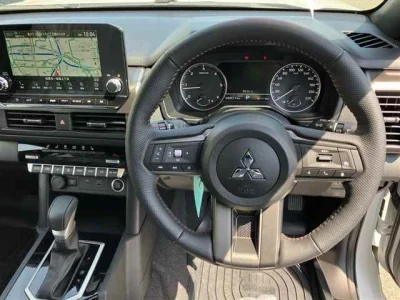 Mitsubishi TRITON