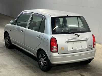 Daihatsu Mira
