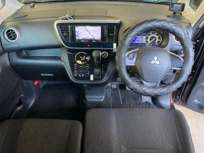 Mitsubishi eK X Space