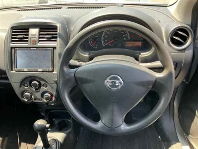 Nissan LATIO