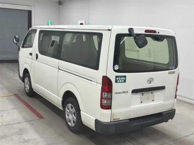 Toyota RegiusAce