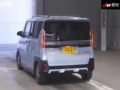 Mitsubishi Delica Mini