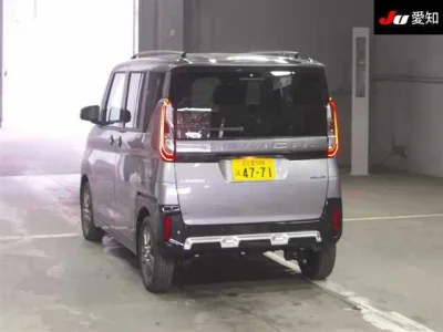 Mitsubishi Delica Mini