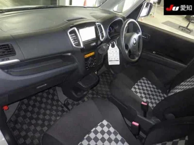 Mitsubishi Delica D:2