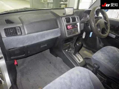 Mitsubishi Pajero iO