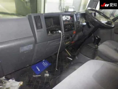 Mazda Titan