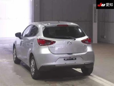 Mazda Mazda2