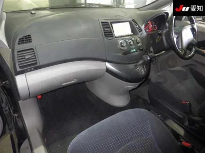Mitsubishi Grandis