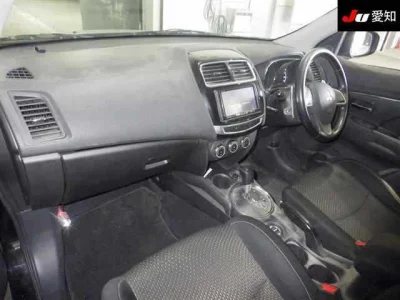 Mitsubishi RVR