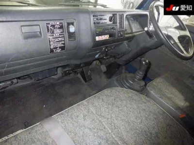 Mazda Titan