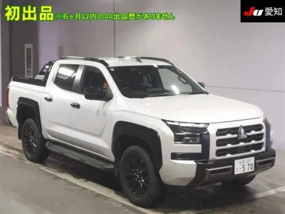 Mitsubishi TRITON