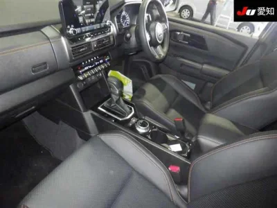 Mitsubishi TRITON