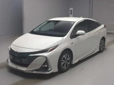 Toyota Prius PHV