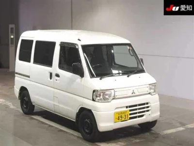 Mitsubishi Minicab Van