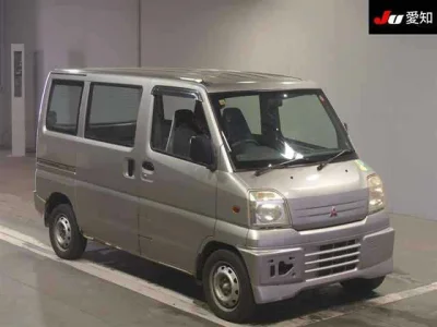 Mitsubishi Minicab Van