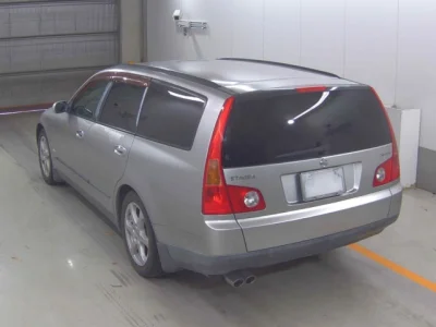 Nissan Stagea