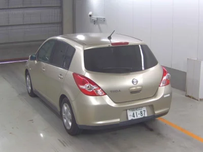Nissan Tiida