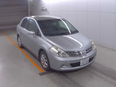 Nissan TIIDA LATIO