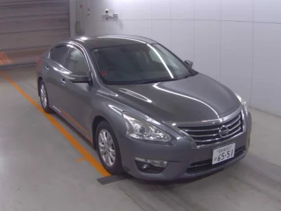 Nissan TEANA